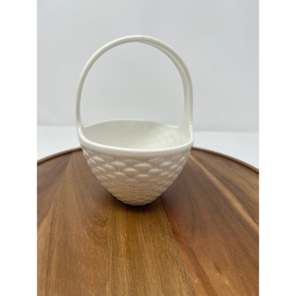 White Ceramic Basket Trinket Dish Handle Holder Small Decor Accent - Picture 3 of 9